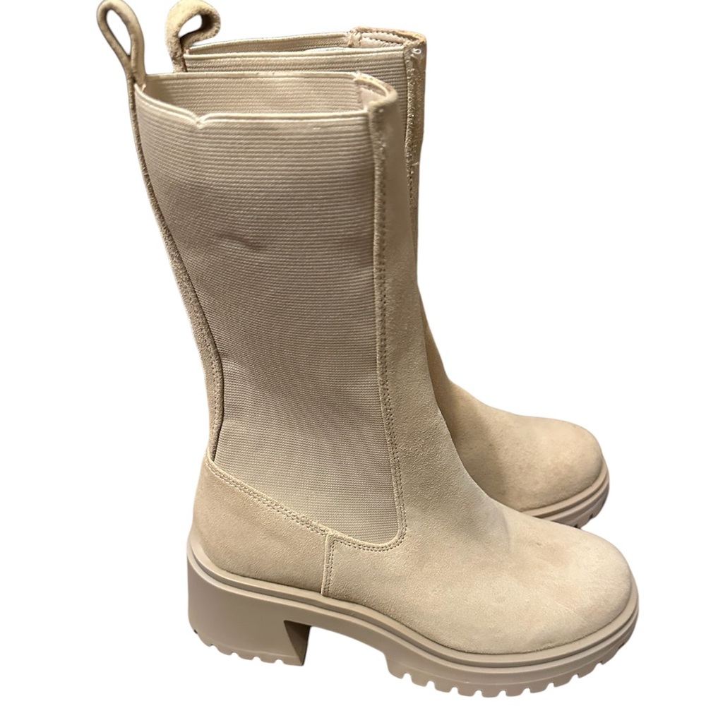 Steve Madden Women's Hesitant Lug-Sole Chelsea Booties. New in Box